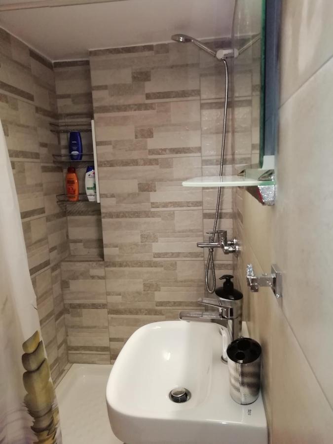 Cute Apartmnet In Thiseio Athens Ngoại thất bức ảnh